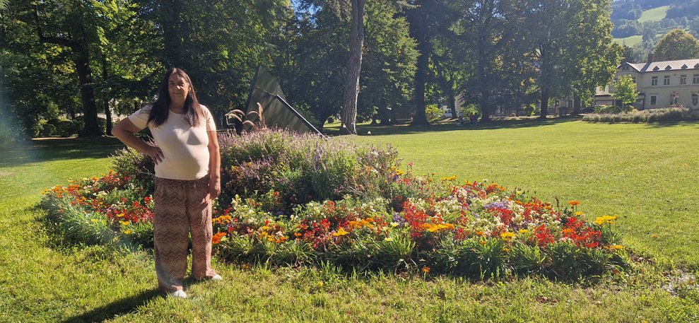 Wir sind überrascht, dass im ganzen Park um diese Jahreszeit noch so viele Blumen voll in der Blüte stehen.